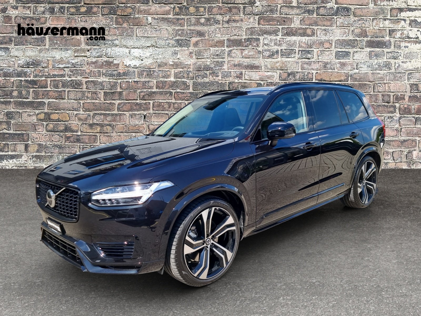VOLVO XC90 2.0 T8 TE Ultimate Dark 7P. eAWD, Hybride Rechargeable Essence/Électricité, Voiture de démonstration, Automatique