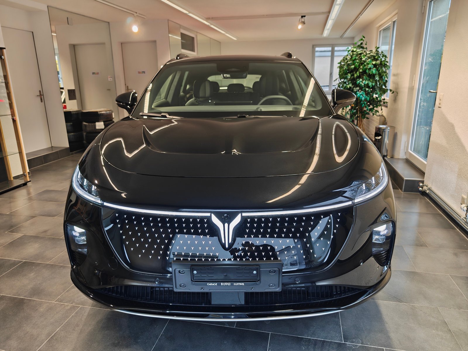 VOYAH Voyah Courage, Electric, New car, Automatic - 4
