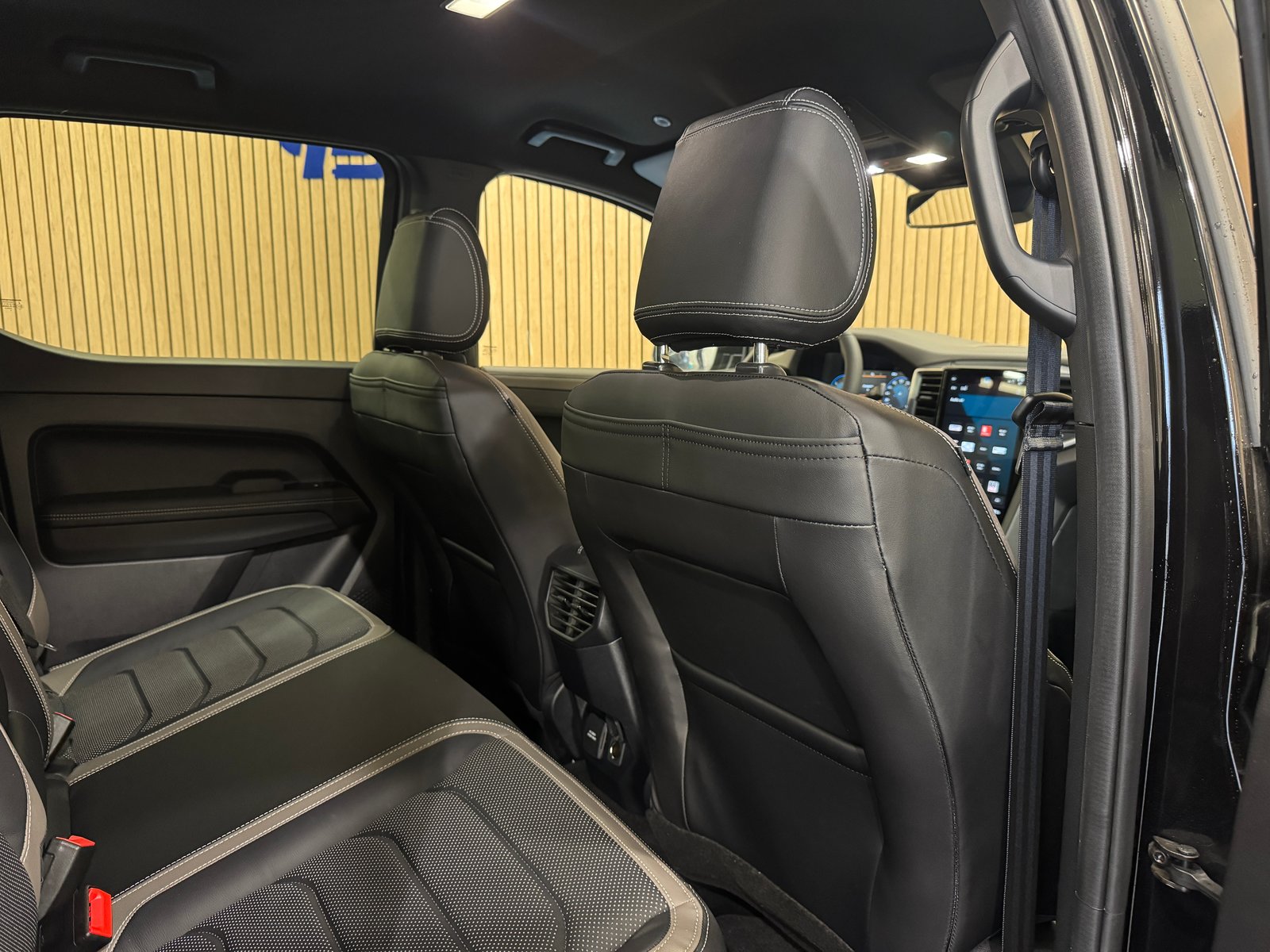VW Amarok 3.0TDI Aventura Winter 2, Diesel, Neuwagen, Automatik - 7