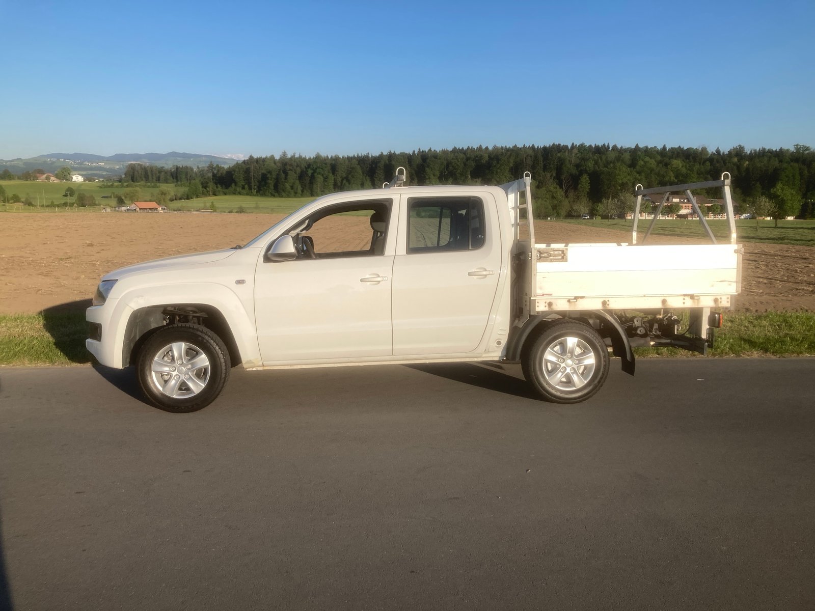 VW Amarok 2.0 BiTDI Trendline 4Motion mit Anhängerkupplung, Diesel, Occasioni / Usate, Manuale - 5