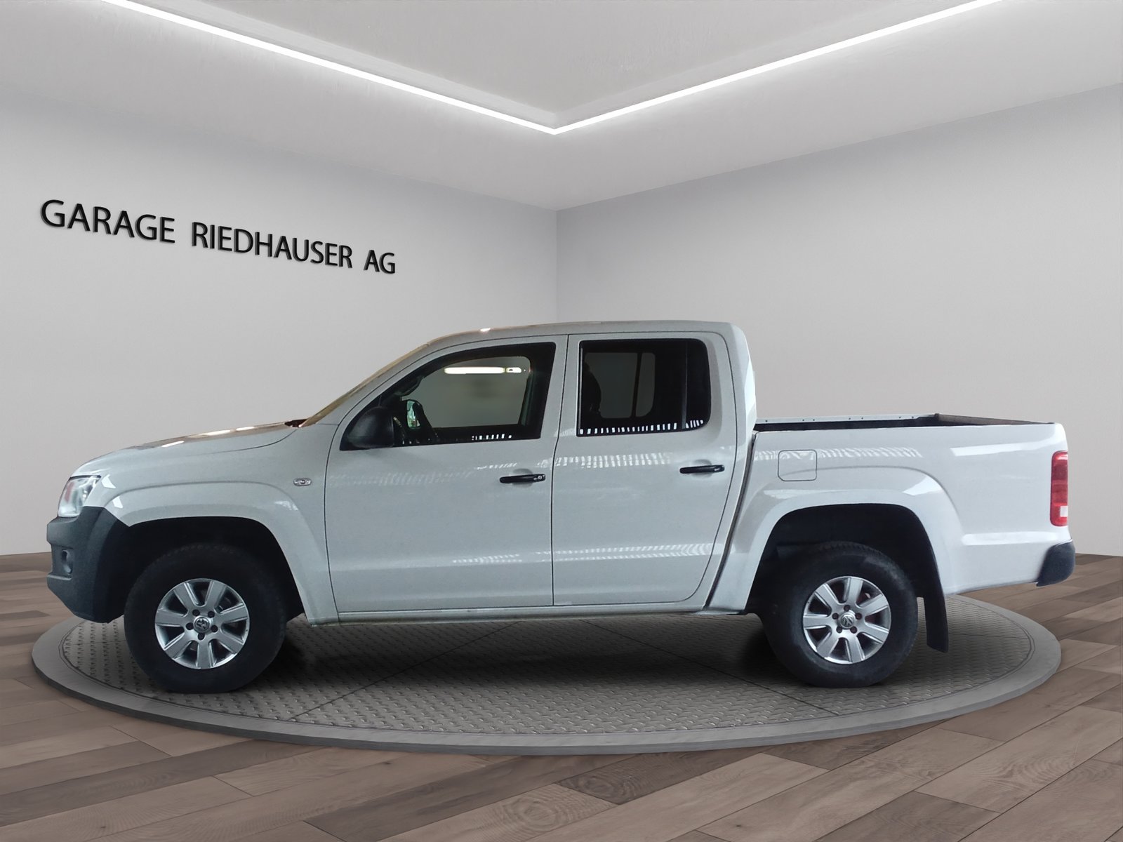 VW Amarok Pick-up 2.0 TDI 180 Startline 4m, Diesel, Second hand / Used, Automatic - 3