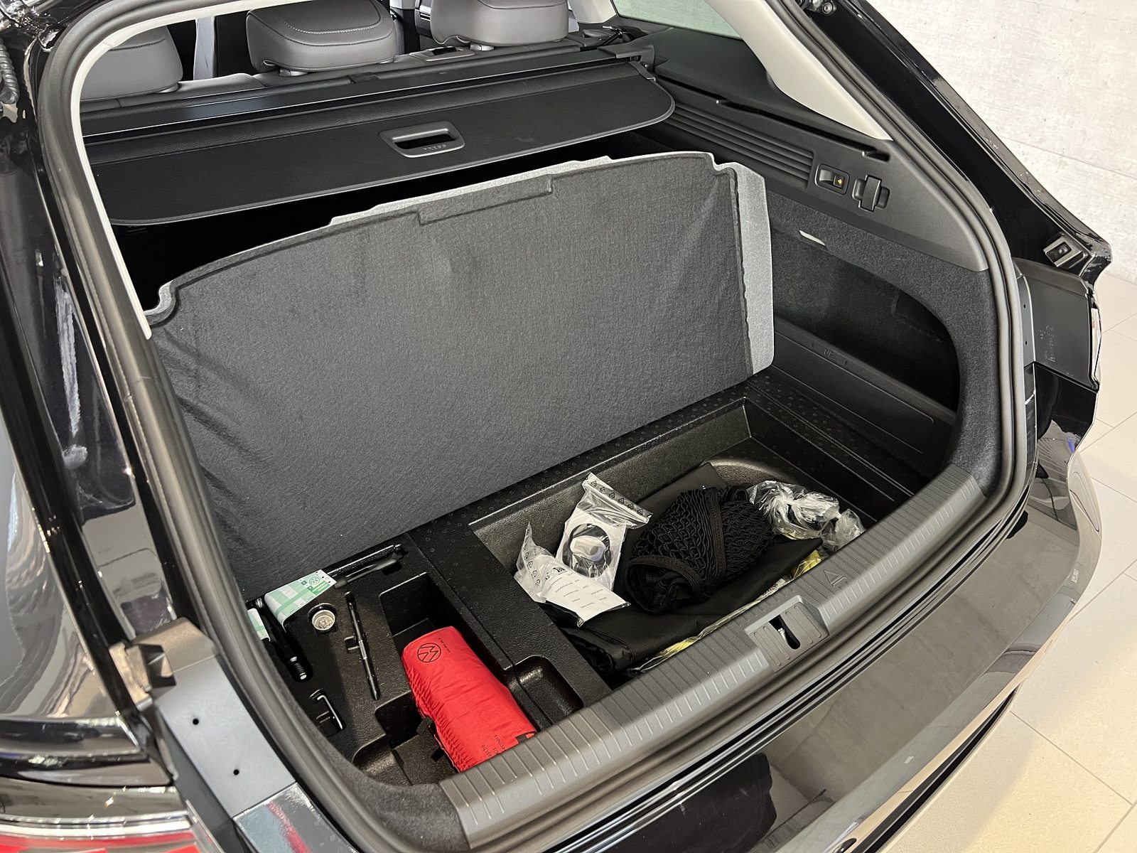 VW Arteon Shooting Brake Elegance, Hybride Integrale Benzina/Elettrica, Occasioni / Usate, Automatico - 4