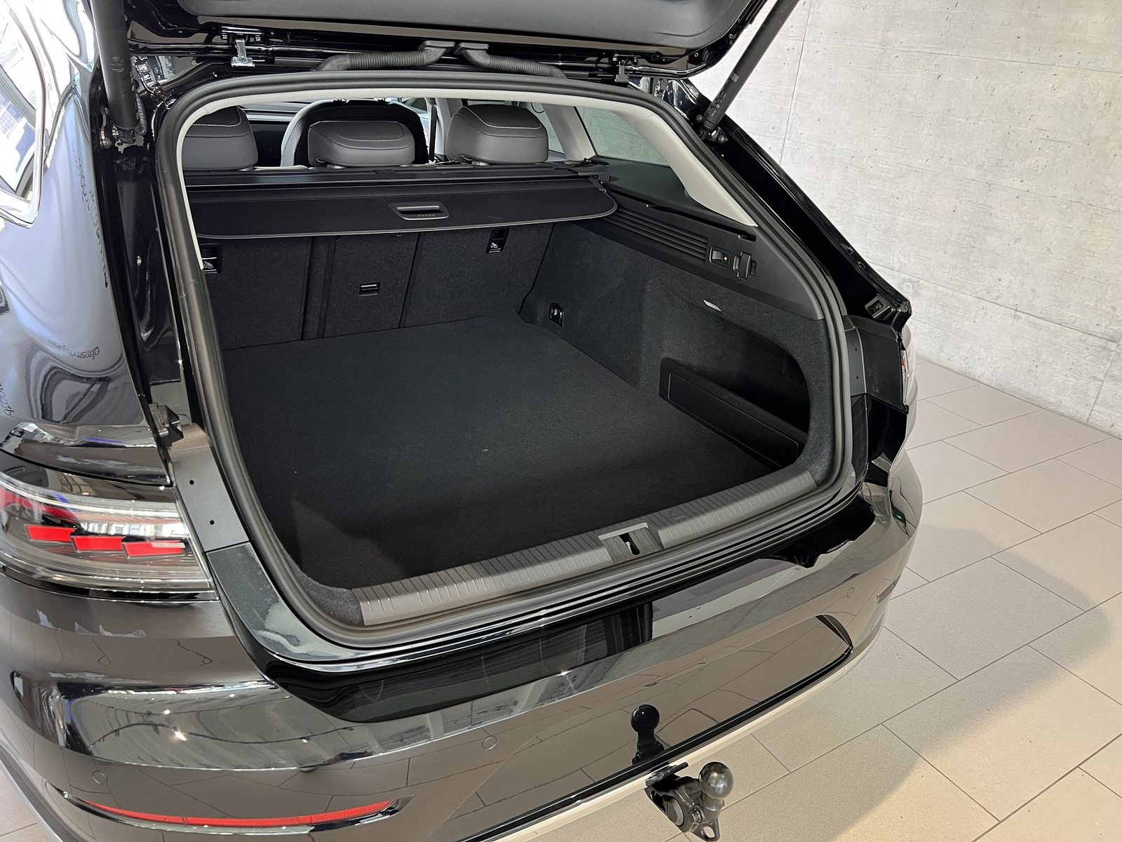 VW Arteon Shooting Brake Elegance, Hybride Integrale Benzina/Elettrica, Occasioni / Usate, Automatico - 5