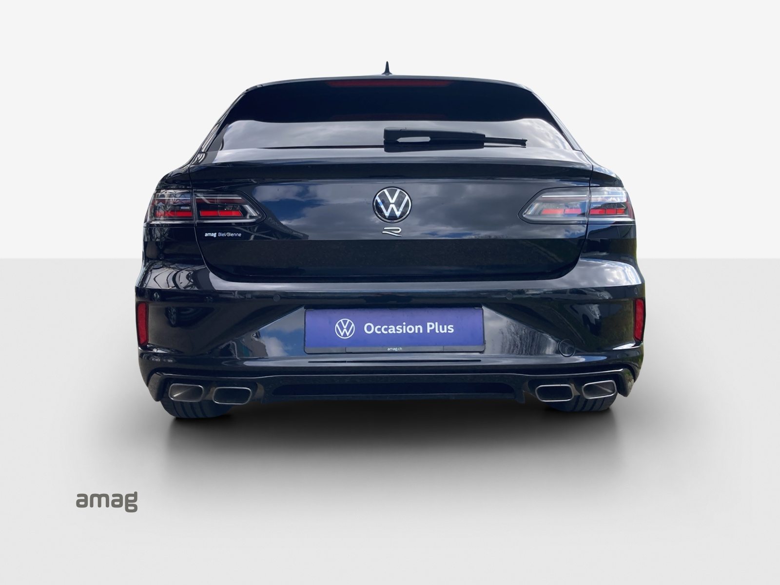 VW Arteon Shooting Brake R Limited, Petrol, Second hand / Used, Automatic - 4