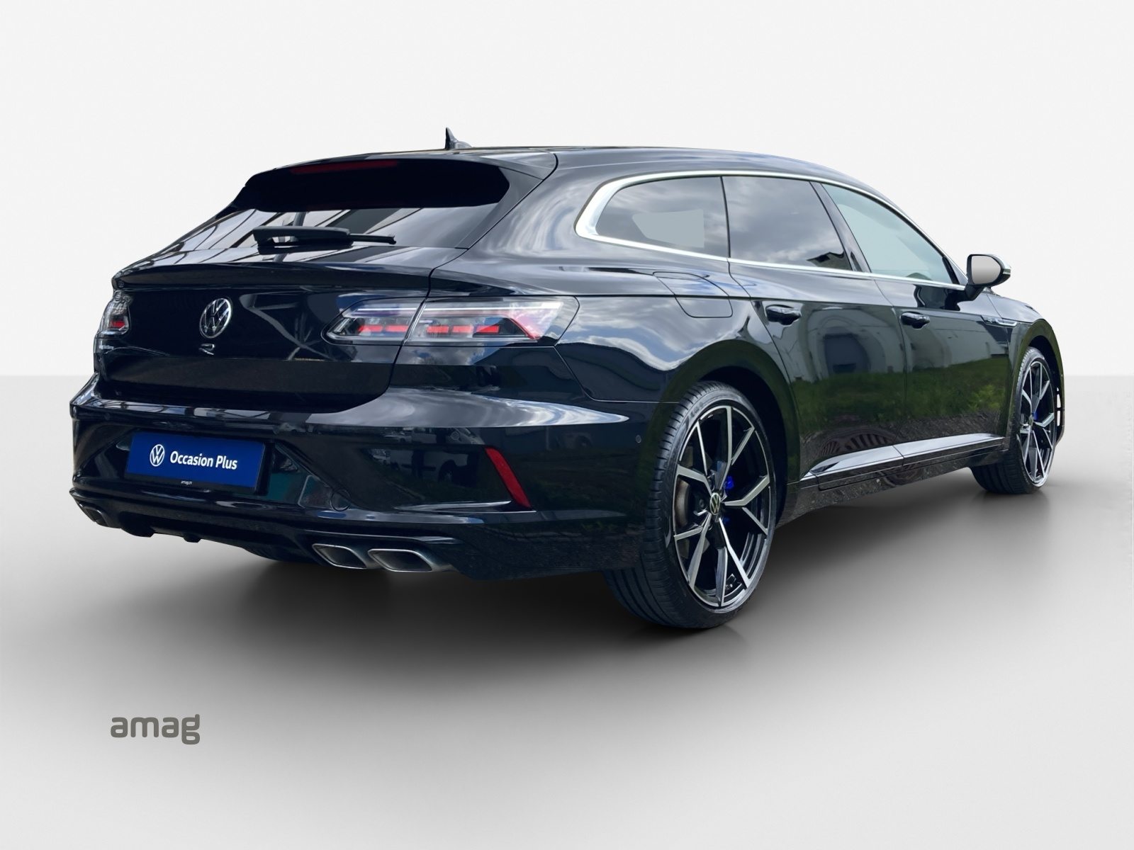 VW Arteon Shooting Brake R Limited, Petrol, Second hand / Used, Automatic - 5