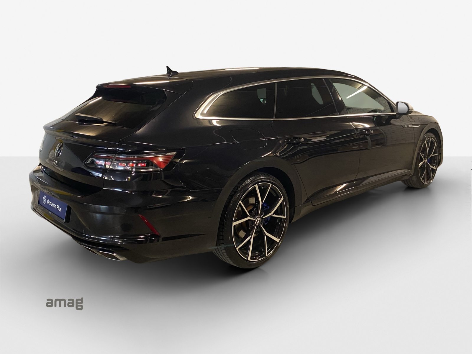 VW Arteon Shooting Brake R Limited, Petrol, Second hand / Used, Automatic - 5