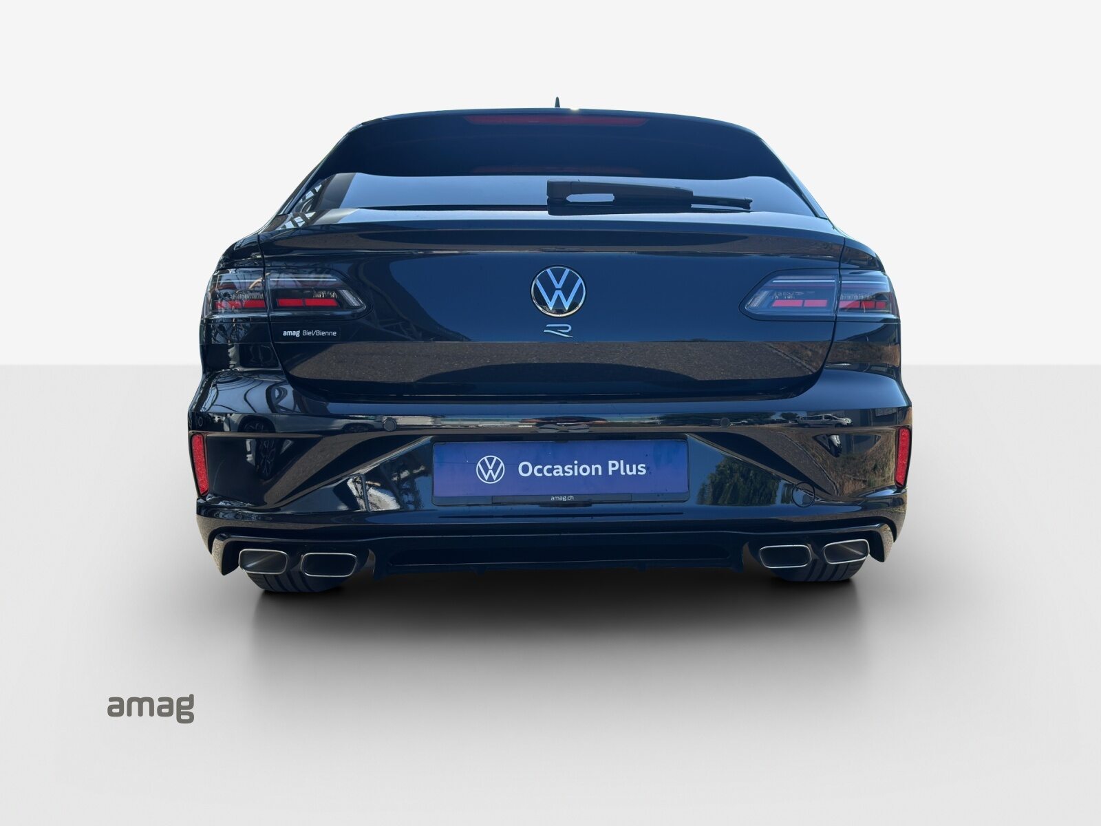VW Arteon Shooting Brake R Limited, Petrol, Second hand / Used, Automatic - 4