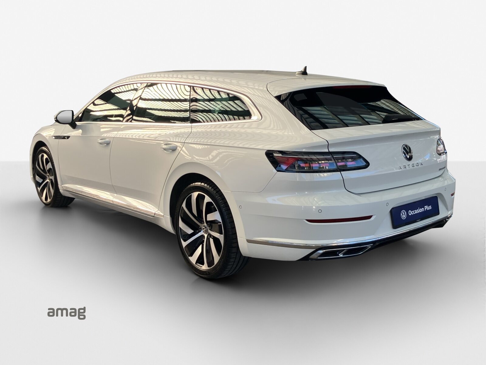 VW Arteon Shooting Brake R-Line, Voll-Hybrid Benzin/Elektro, Occasion / Gebraucht, Automatik - 3