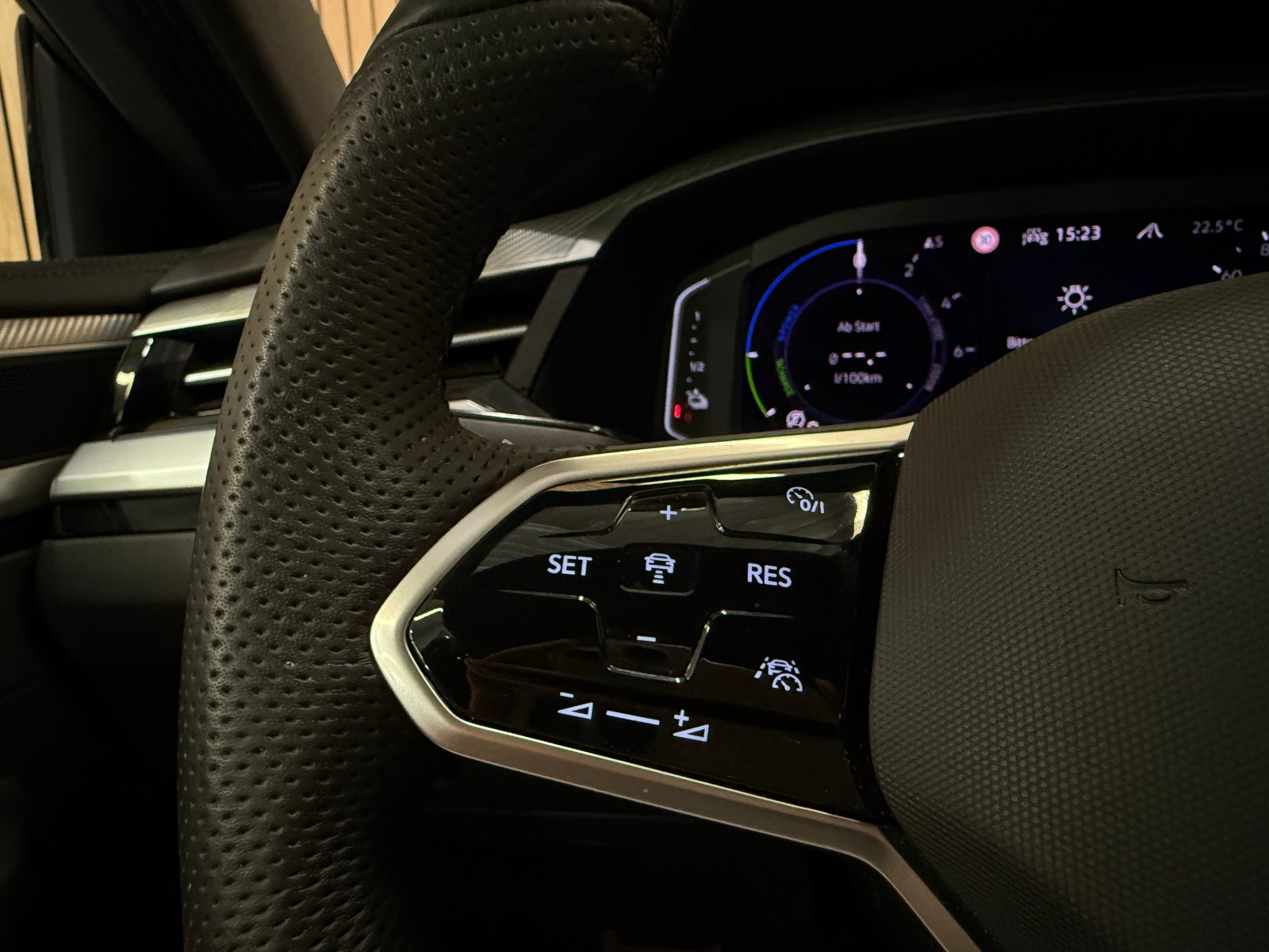 VW Arteon SB 1.4 TSI eHybrid R-Line DSG, Hybride Rechargeable Essence/Électricité, Occasion / Utilisé, Automatique - 7