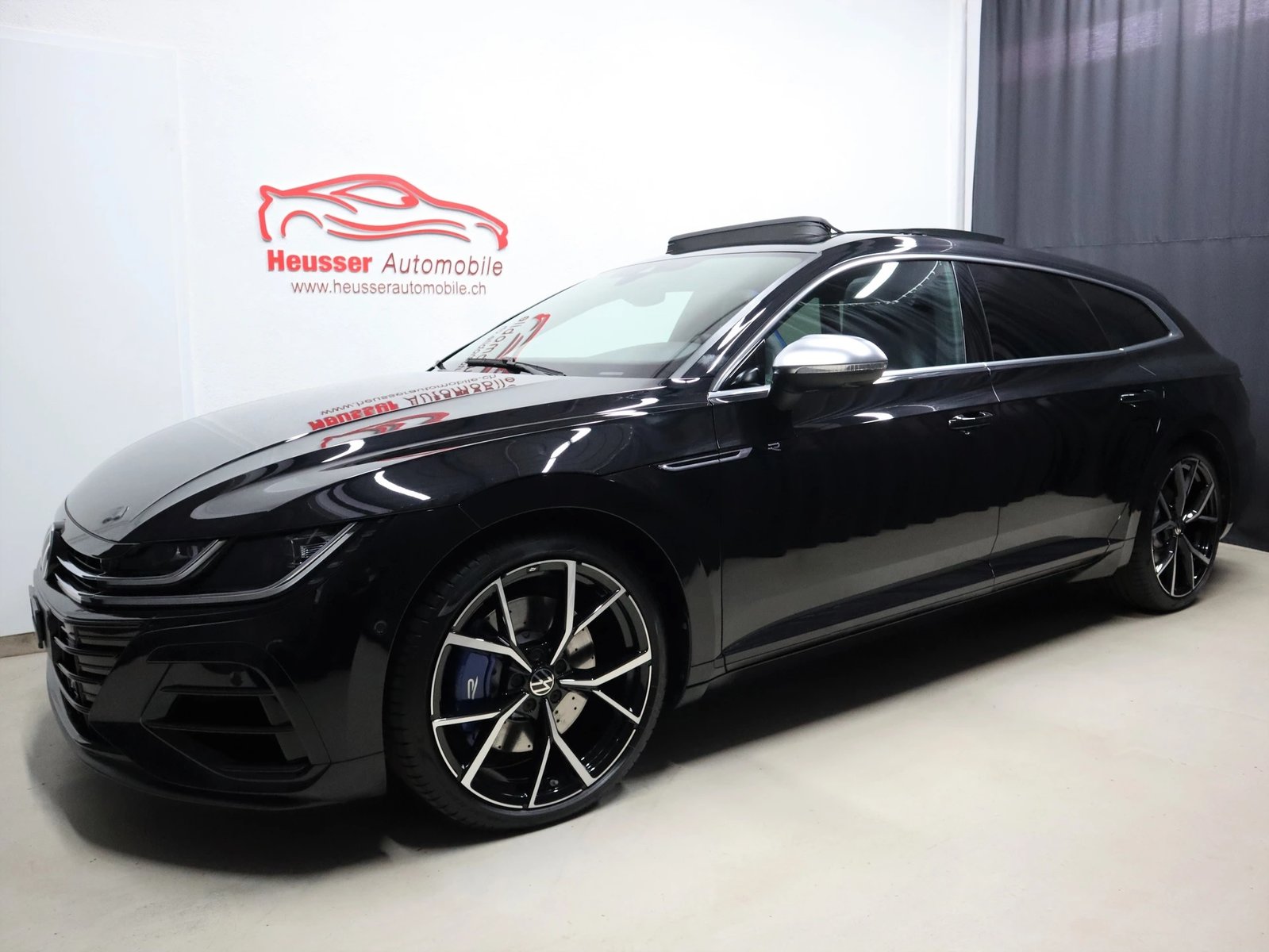 VW Arteon SB 2.0 TSI R 4Motion DSG - VOLLAUSTATTUNG - Panora, Benzin, Occasion / Gebraucht, Automatik - 2