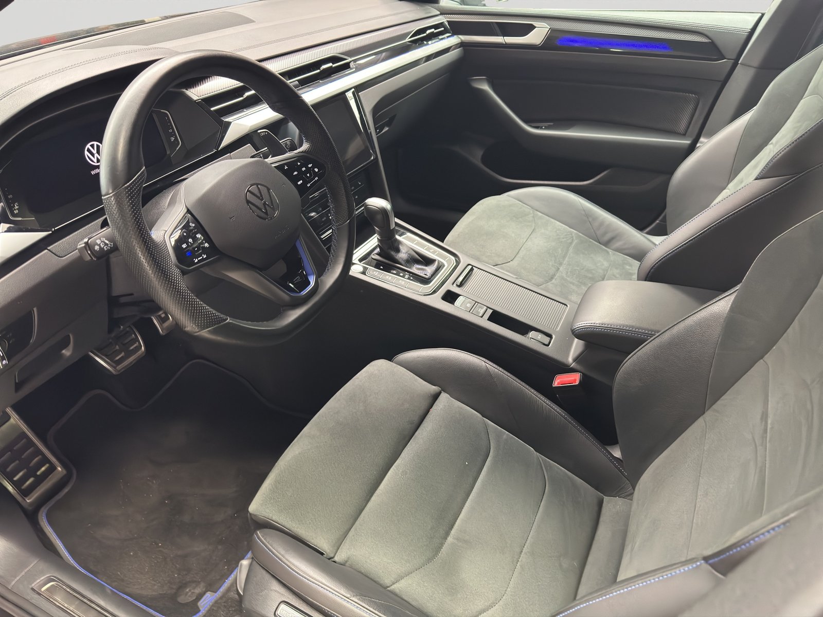 VW Arteon SB 2.0 TSI R 4Motion DSG, Petrol, Second hand / Used, Automatic - 7