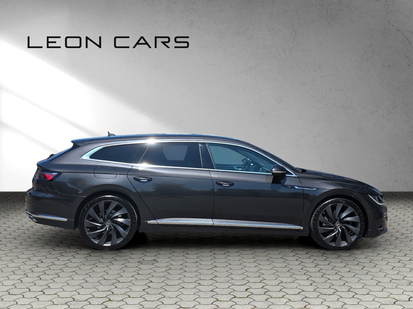VW Arteon SB 2.0 TSI R-Line 4Motion DSG mit AHK, Petrol, Second hand / Used, Automatic - 4