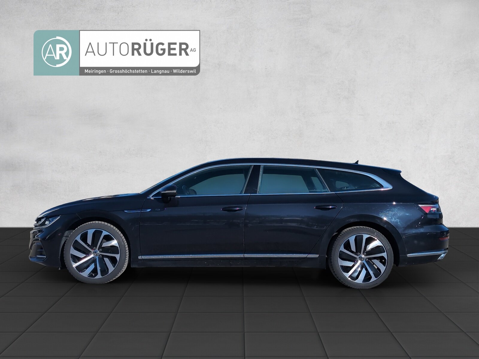 VW Arteon Shooting Brake R-Line, Plug-in-Hybrid Benzin/Elektro, Occasion / Gebraucht, Automatik - 3