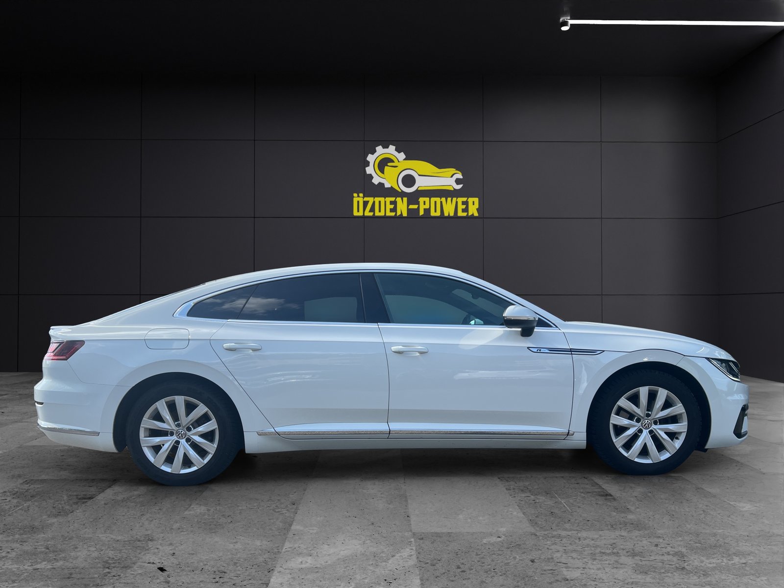 VW Arteon R-Line, Benzina, Occasioni / Usate, Automatico - 5