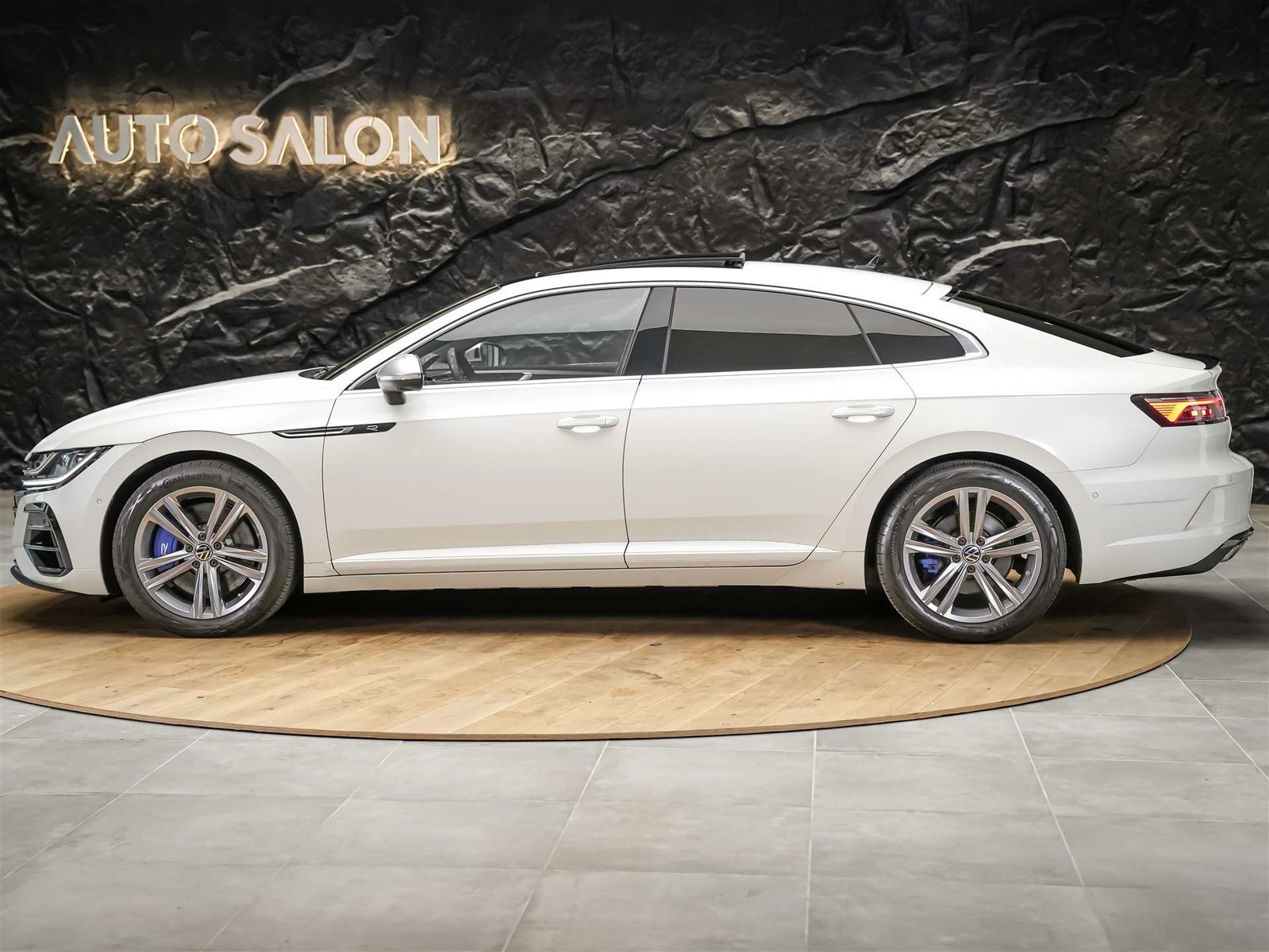 VW Arteon 2.0 TSI R 4Motion DSG *Head Up Display*Nappa Leder, Petrol, Second hand / Used, Automatic - 3