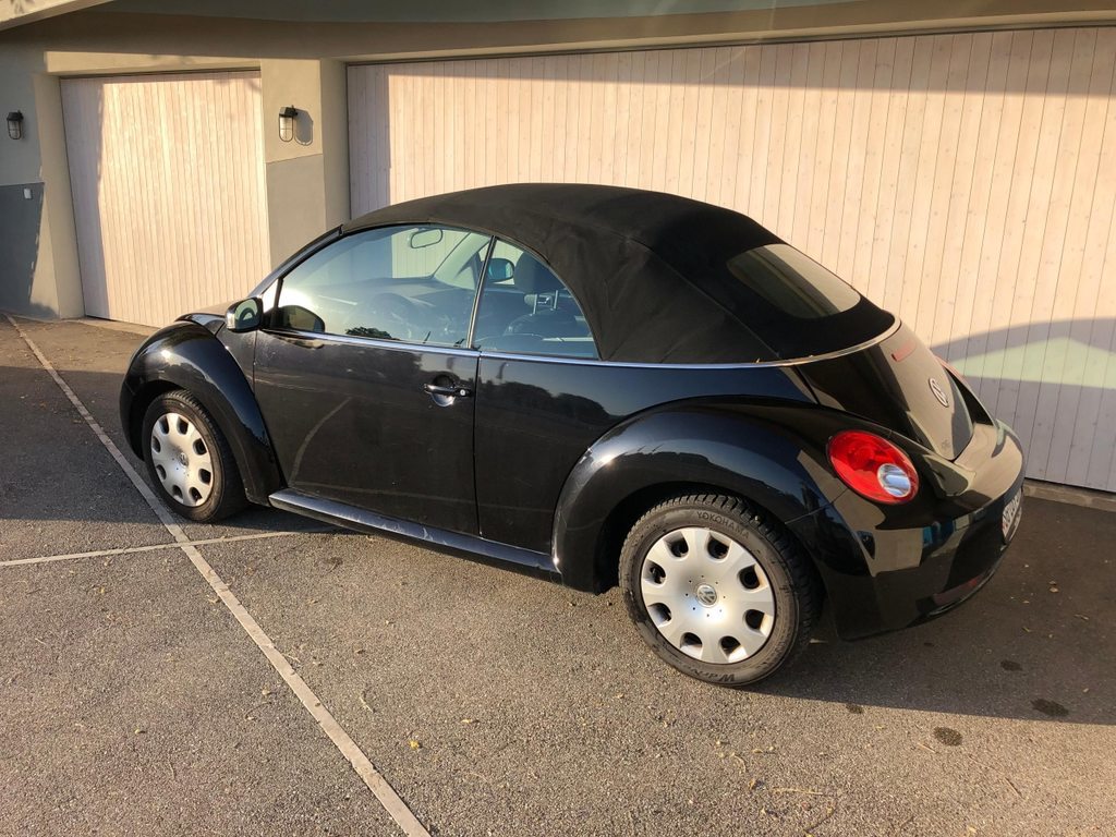 VW Beetle Cabriolet 1.6, Essence, Occasion / Utilisé, Manuelle - 4