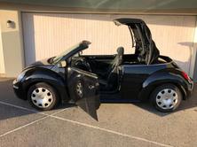 VW Beetle Cabriolet 1.6, Petrol, Second hand / Used, Manual - 5