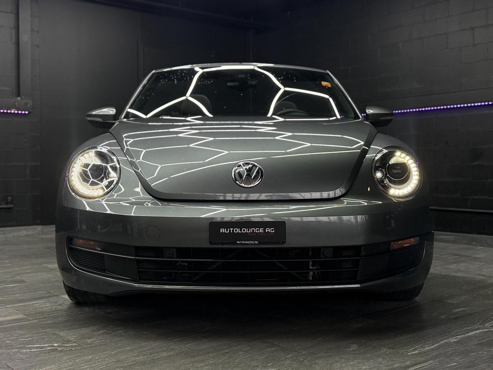 VW Beetle Cabrio 1.6 TDI BMT Design DSG, Diesel, Occasion / Utilisé, Automatique - 2