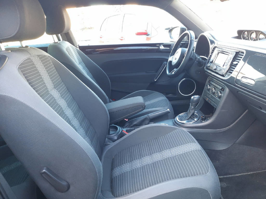 VW Beetle 2.0 TSI Sport DSG, Petrol, Second hand / Used, Automatic - 7