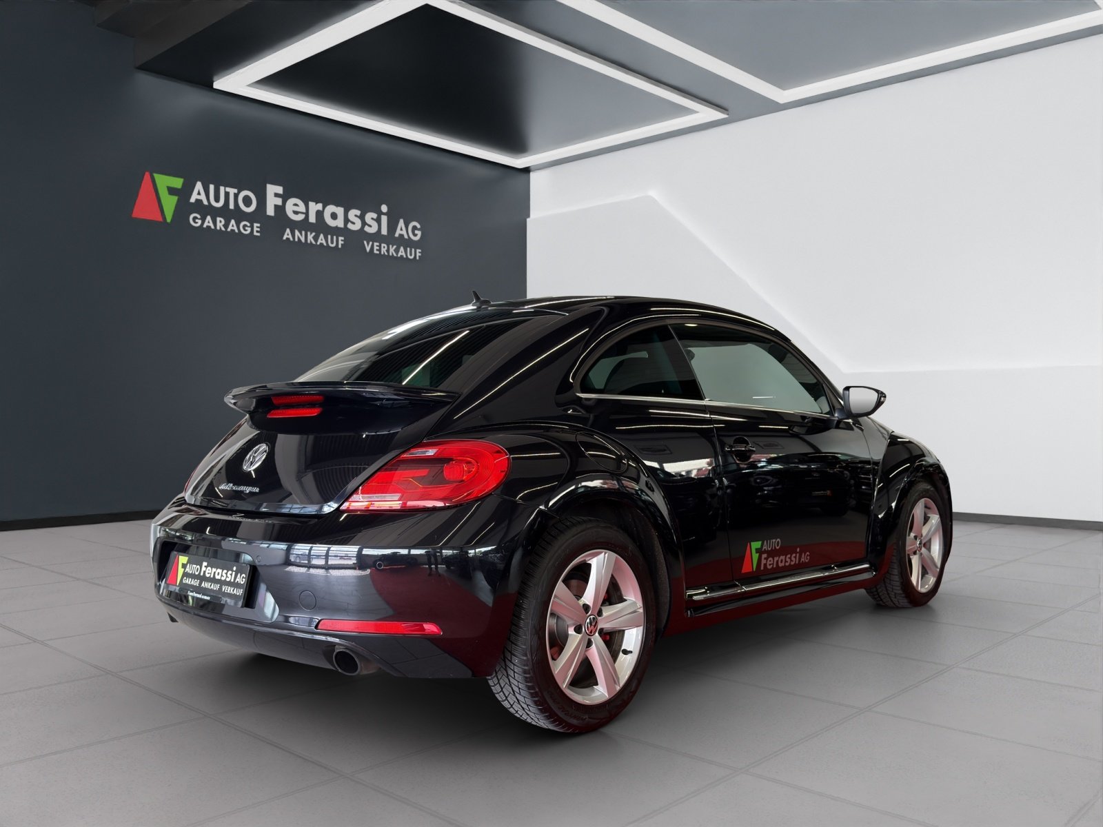VW Beetle 2.0 TSI Sport DSG, Petrol, Second hand / Used, Automatic - 6