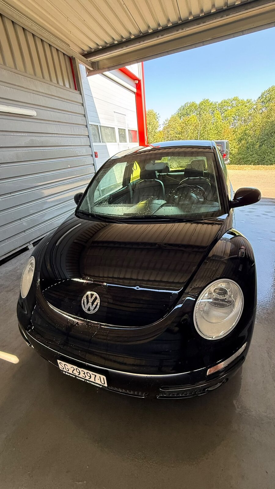 VW Beetle 1.8 T, Petrol, Second hand / Used, Manual - 2