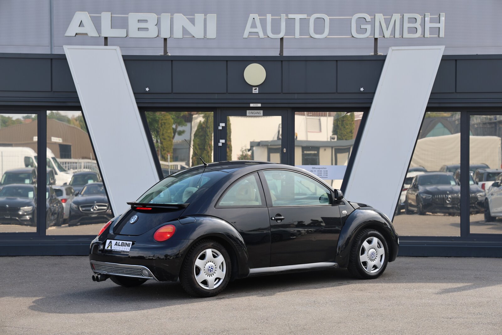 VW Beetle 2.0, Petrol, Second hand / Used, Manual - 3