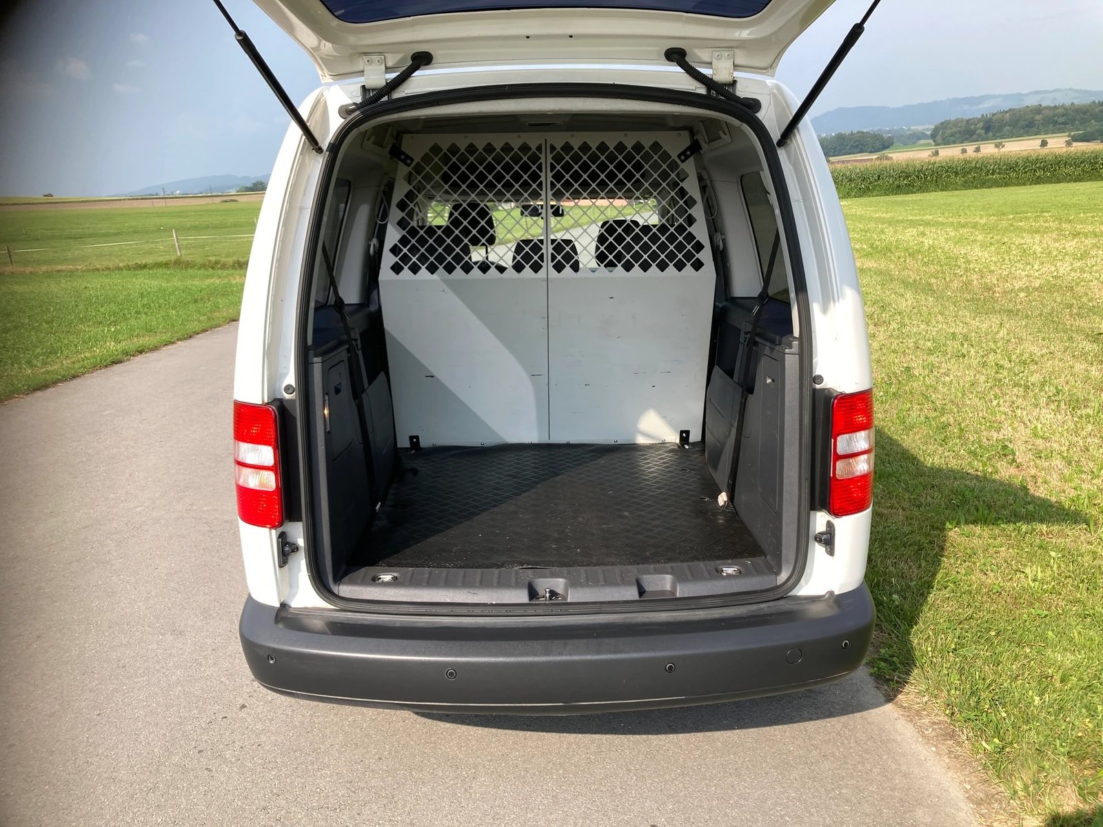 VW Caddy Maxi 1.6 TDI CR Blue Motion Trendline 7 Sitzer, Diesel, Occasion / Utilisé, Manuelle - 6