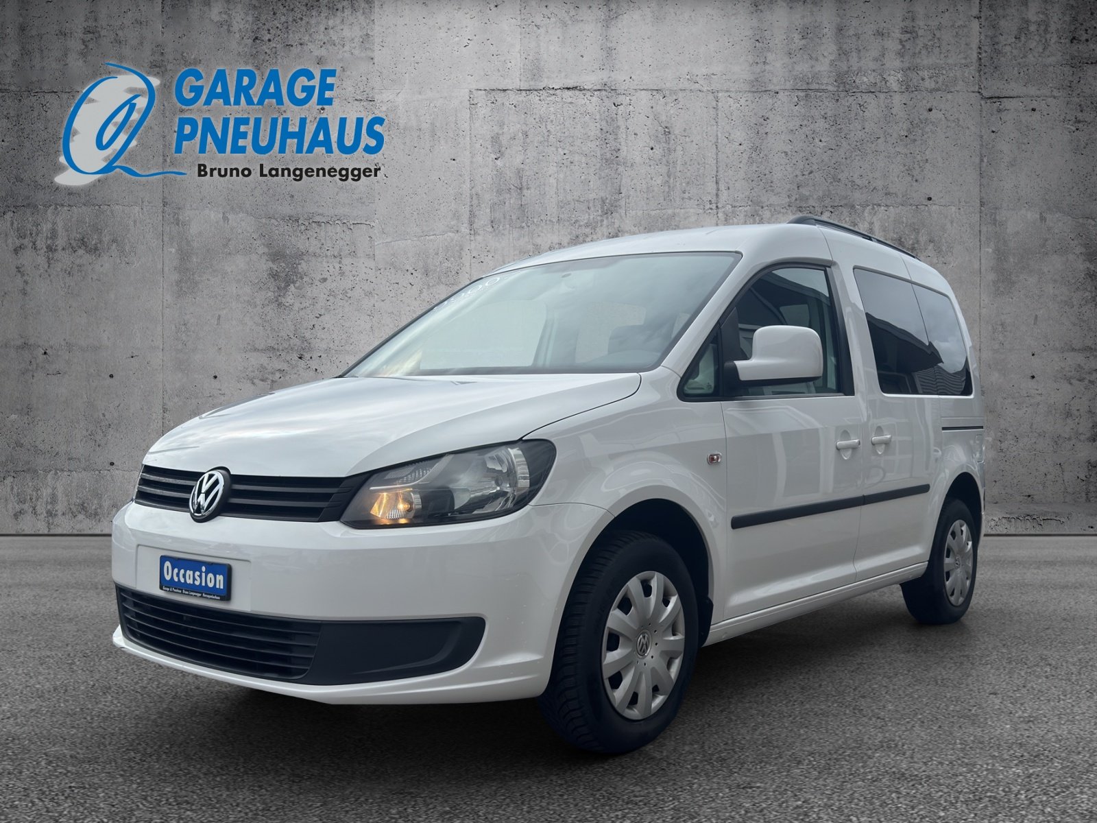 VW Caddy 1.2 TSI Trendline, Petrol, Second hand / Used, Manual - 2
