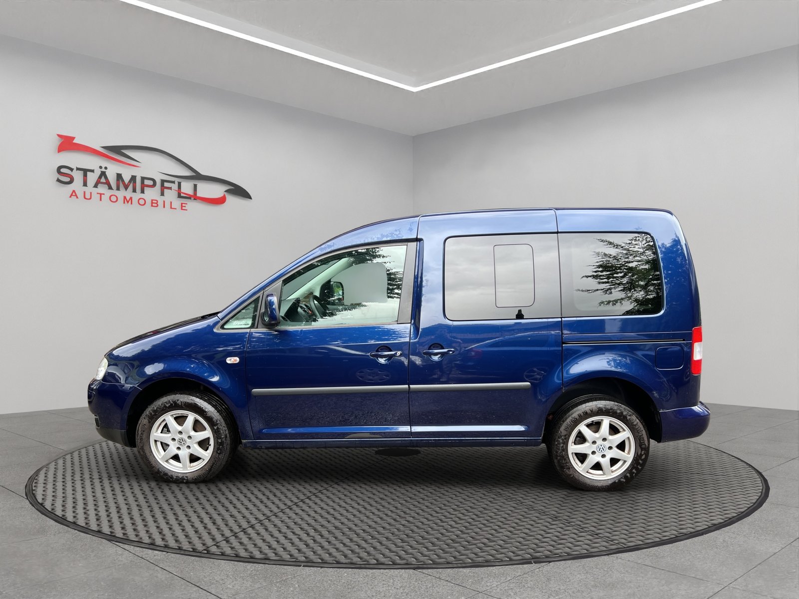 VW Caddy Life 1.9TDI PD 4Motion, Diesel, Second hand / Used, Manual - 2