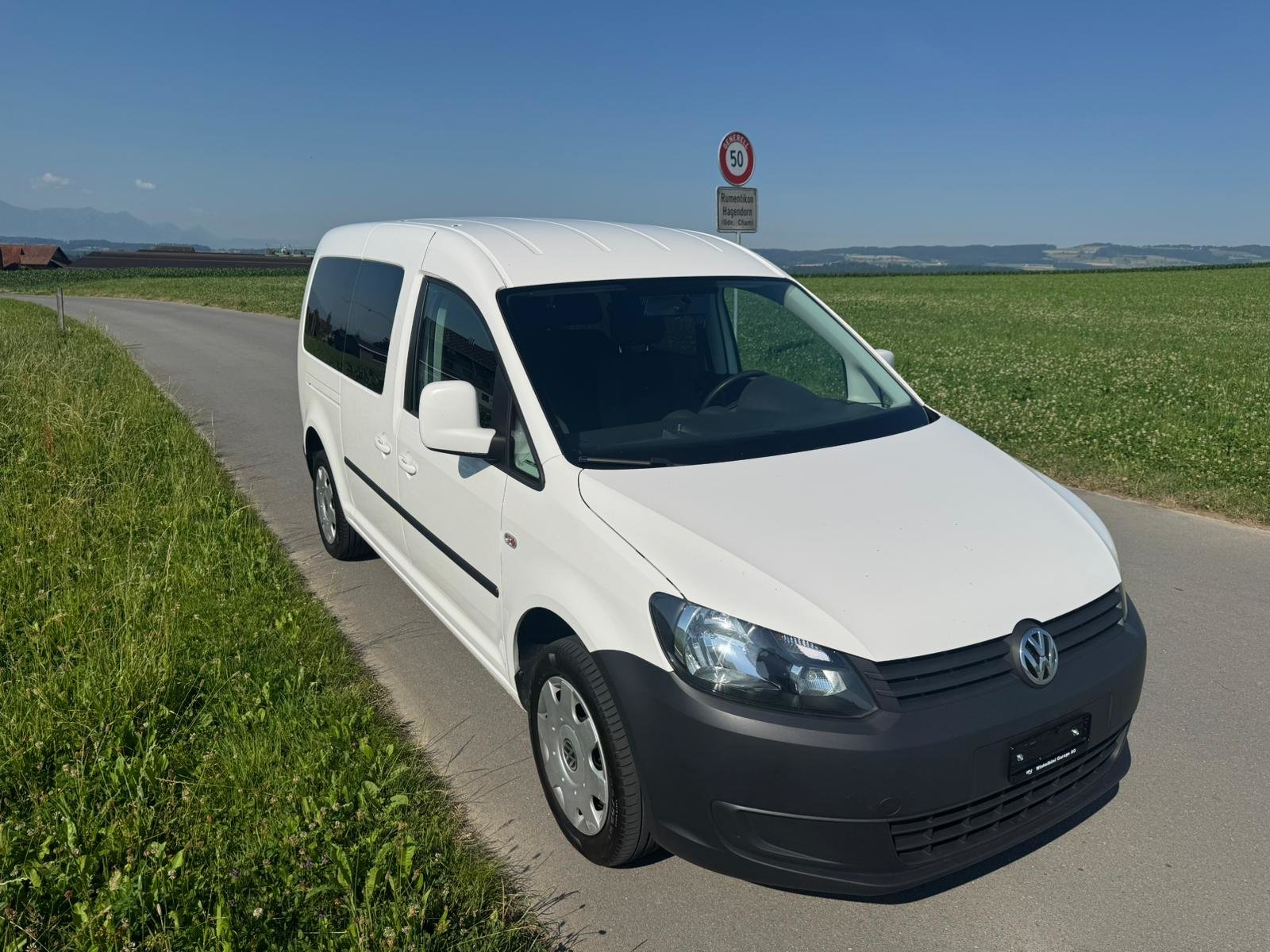 VW Caddy Maxi 1.6 TDI CR Blue Motion Trendline 7 Sitzer, Diesel, Second hand / Used, Manual - 2