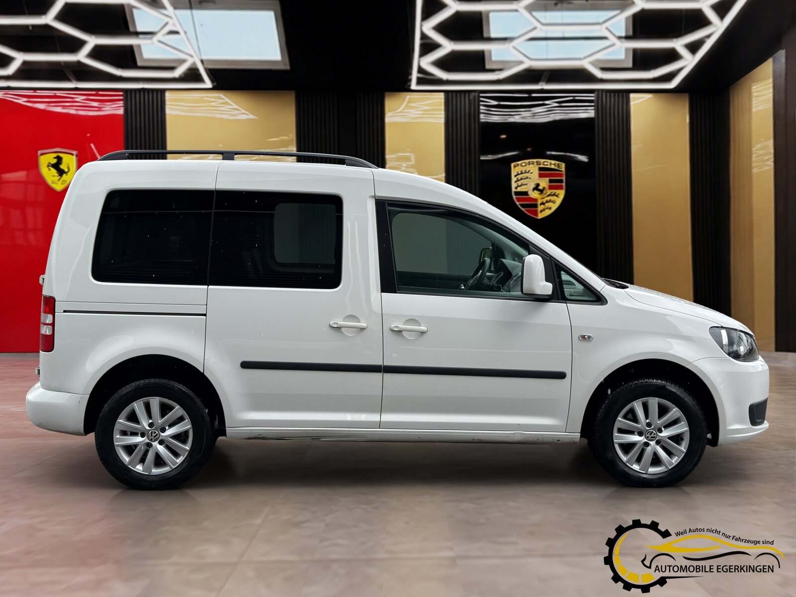 VW Caddy 1.6 TDI Blue Motion Technology Trendline DSG, Diesel, Occasion / Utilisé, Automatique - 4