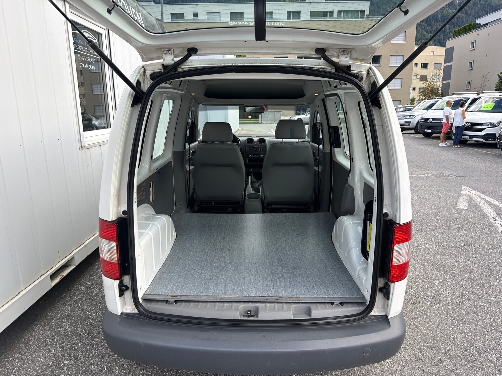VW Caddy 1.4 *erst 92k km**Zahnriemen ersetzt**MFK frisch*, Essence, Occasion / Utilisé, Manuelle - 6