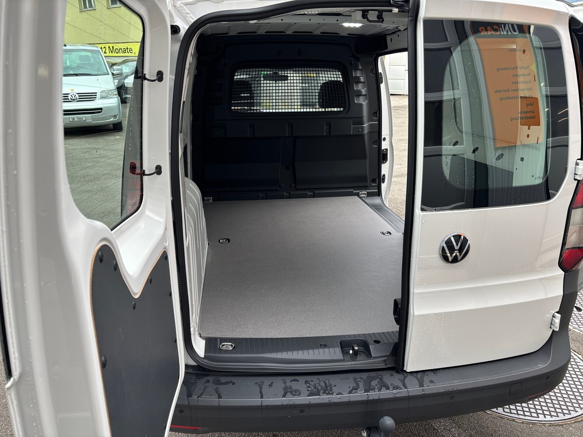 VW Caddy Maxi 2.0 TDI Cargo 4x4, Diesel, Ex-demonstrator, Manual - 6