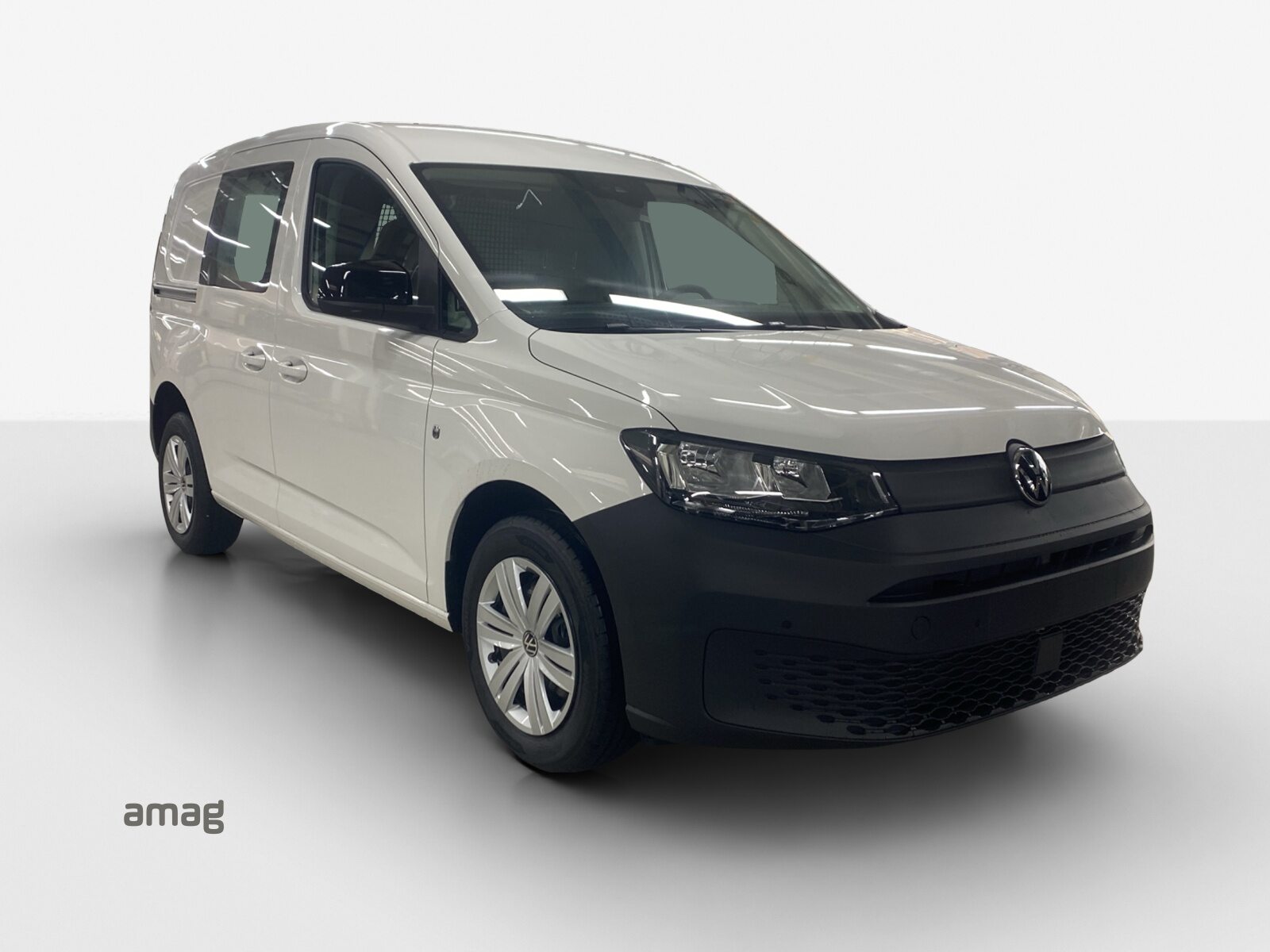 VW Caddy Cargo Entry