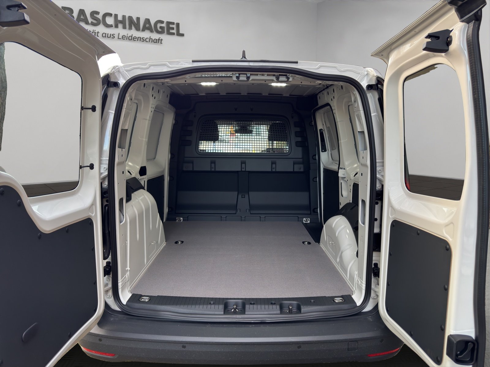 VW Caddy Cargo 1.5 TSI Entry, Petrol, New car, Manual - 5