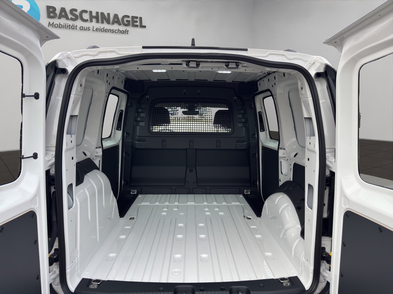 VW Caddy Cargo 1.5 TSI Entry, Benzina, Auto nuove, Manuale - 5