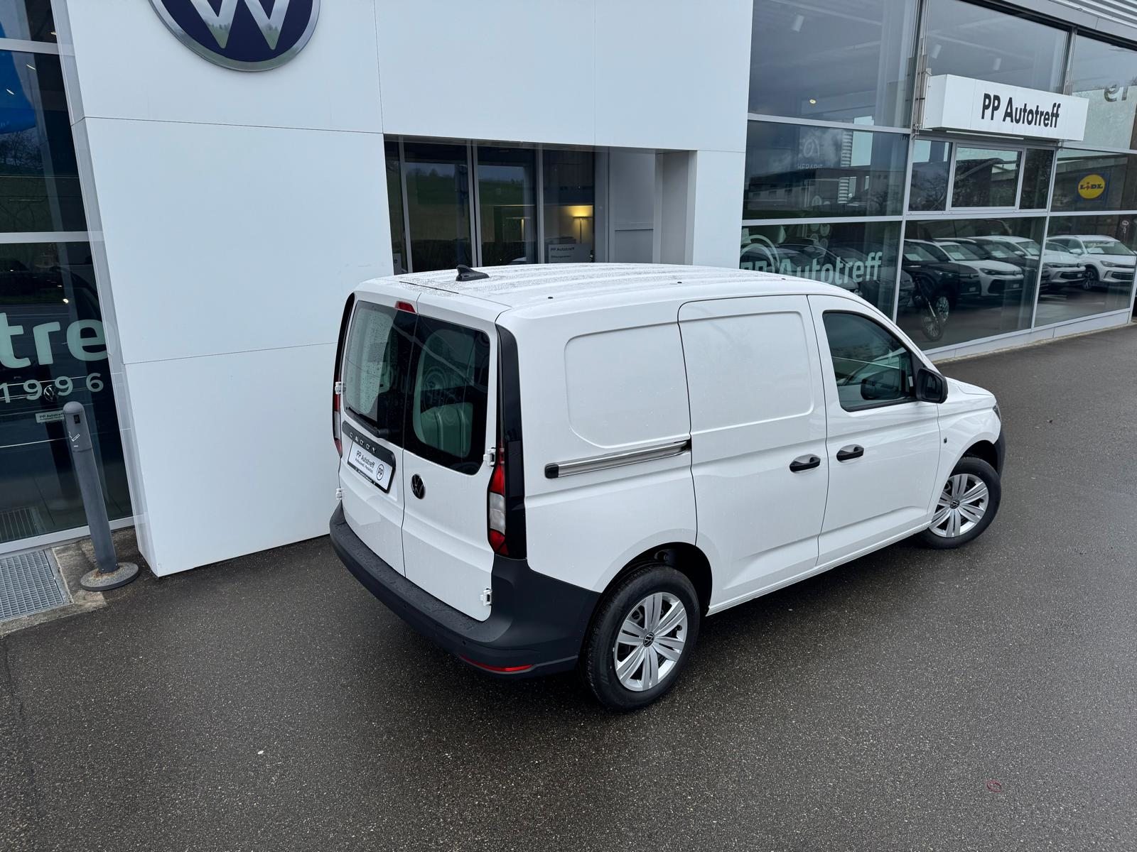 VW Caddy Cargo Entry, Petrol, New car, Manual - 6