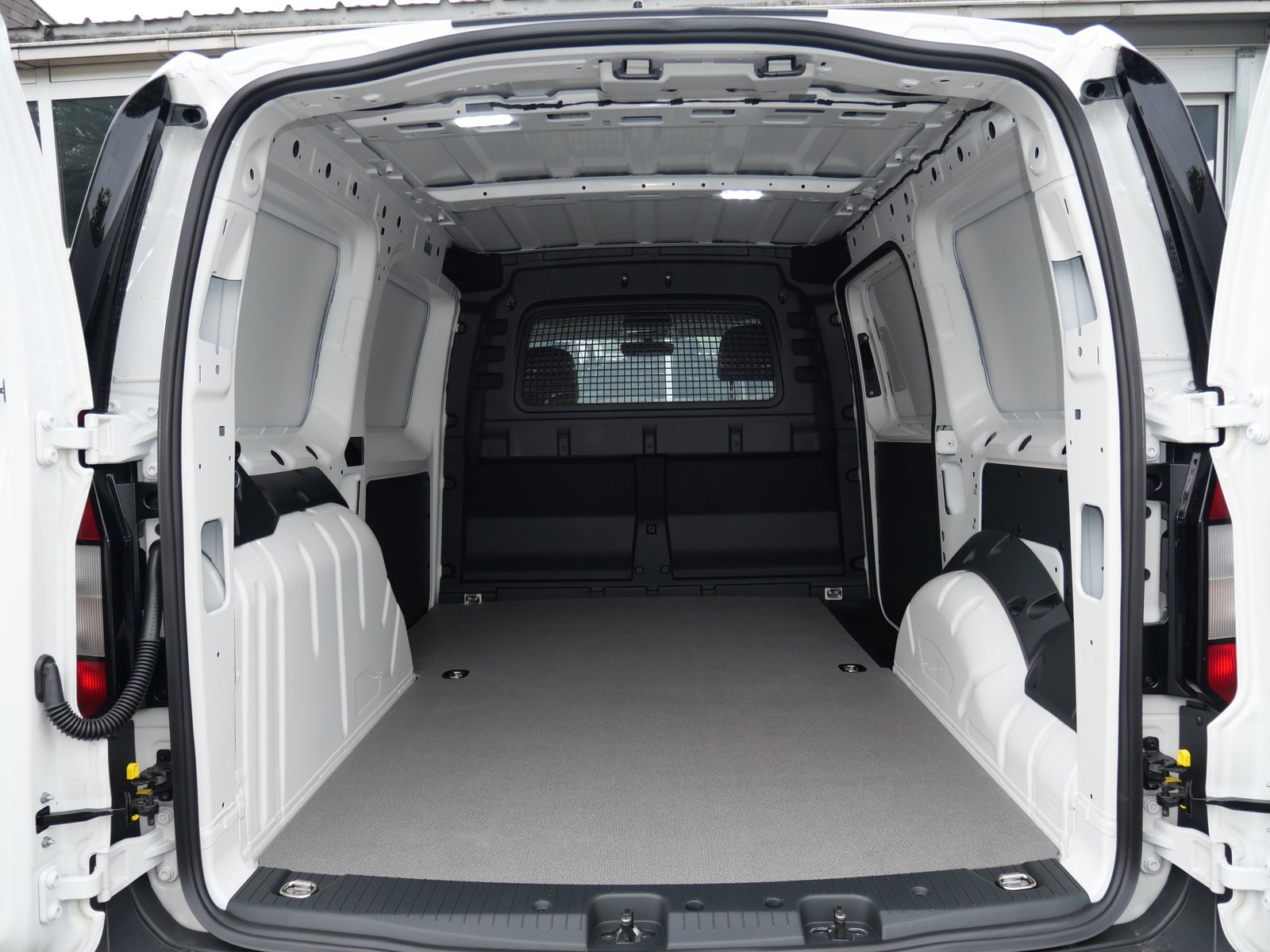 VW Caddy Cargo 2.0TDI Maxi 4Motion *AHK, 5 J. Garantie*, Diesel, Voiture nouvelle, Manuelle - 6