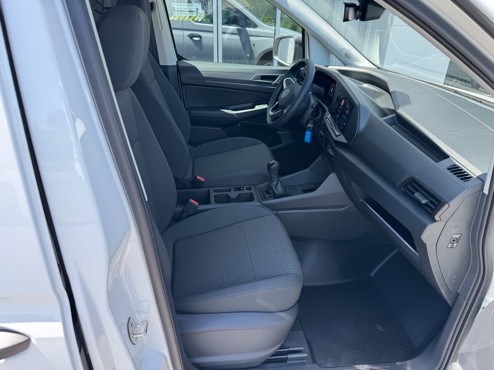 VW Caddy Cargo, Diesel, New car, Manual - 3