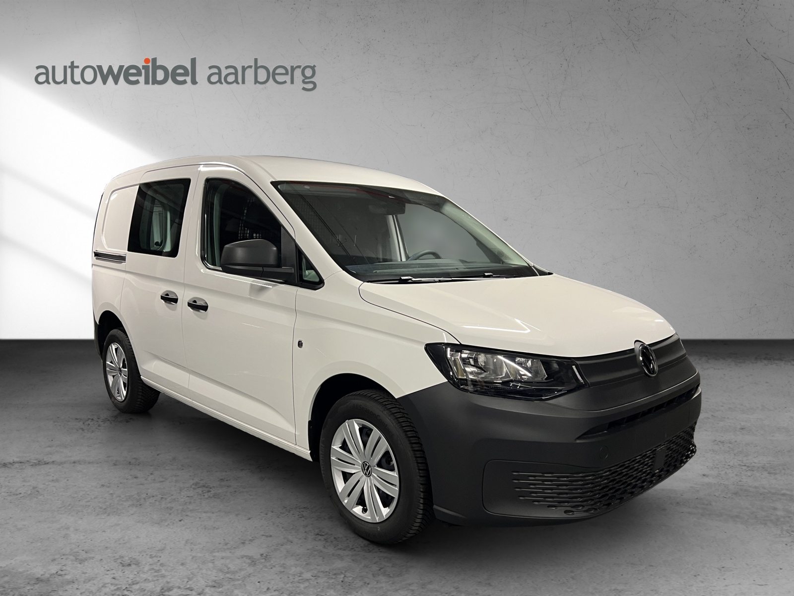VW Caddy Cargo Entry