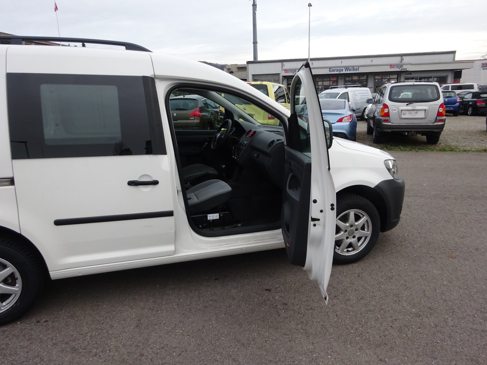 VW Caddy 1.6 TDI, Diesel, Occasion / Gebraucht, Handschaltung - 4
