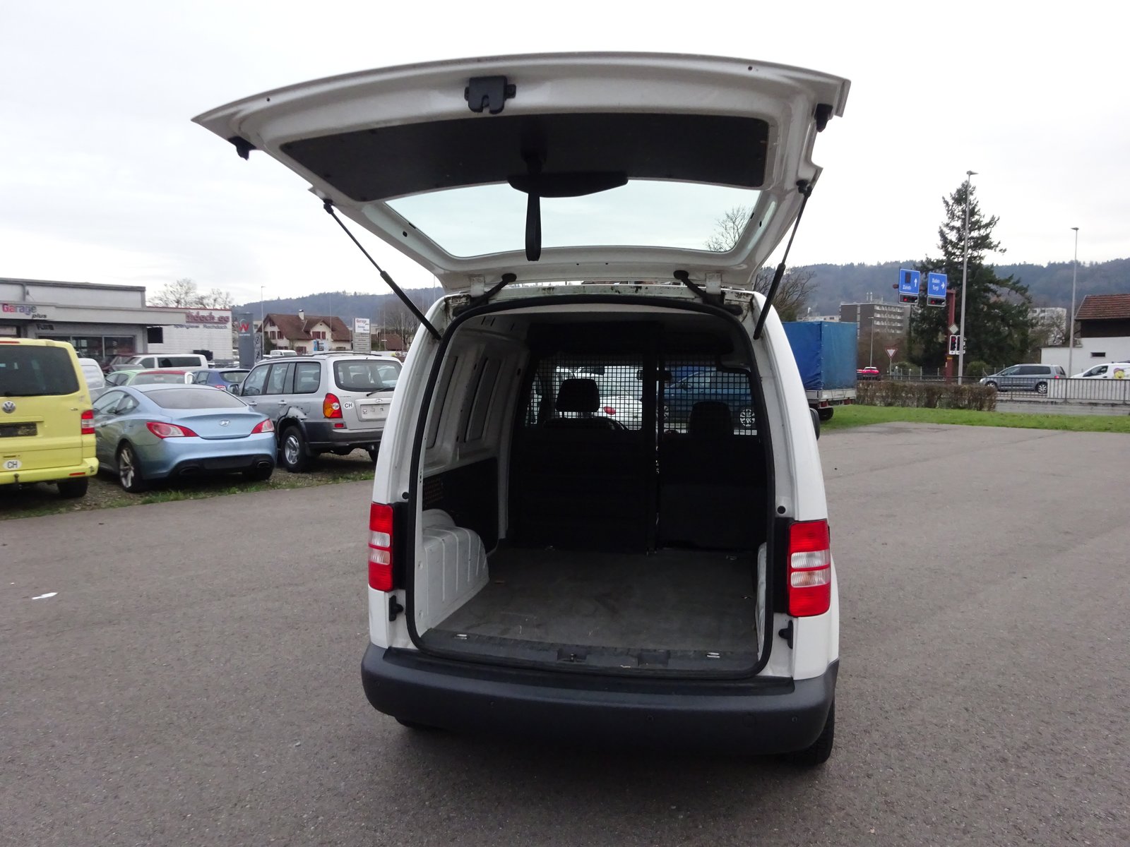 VW Caddy 1.6 TDI, Diesel, Occasion / Gebraucht, Handschaltung - 7