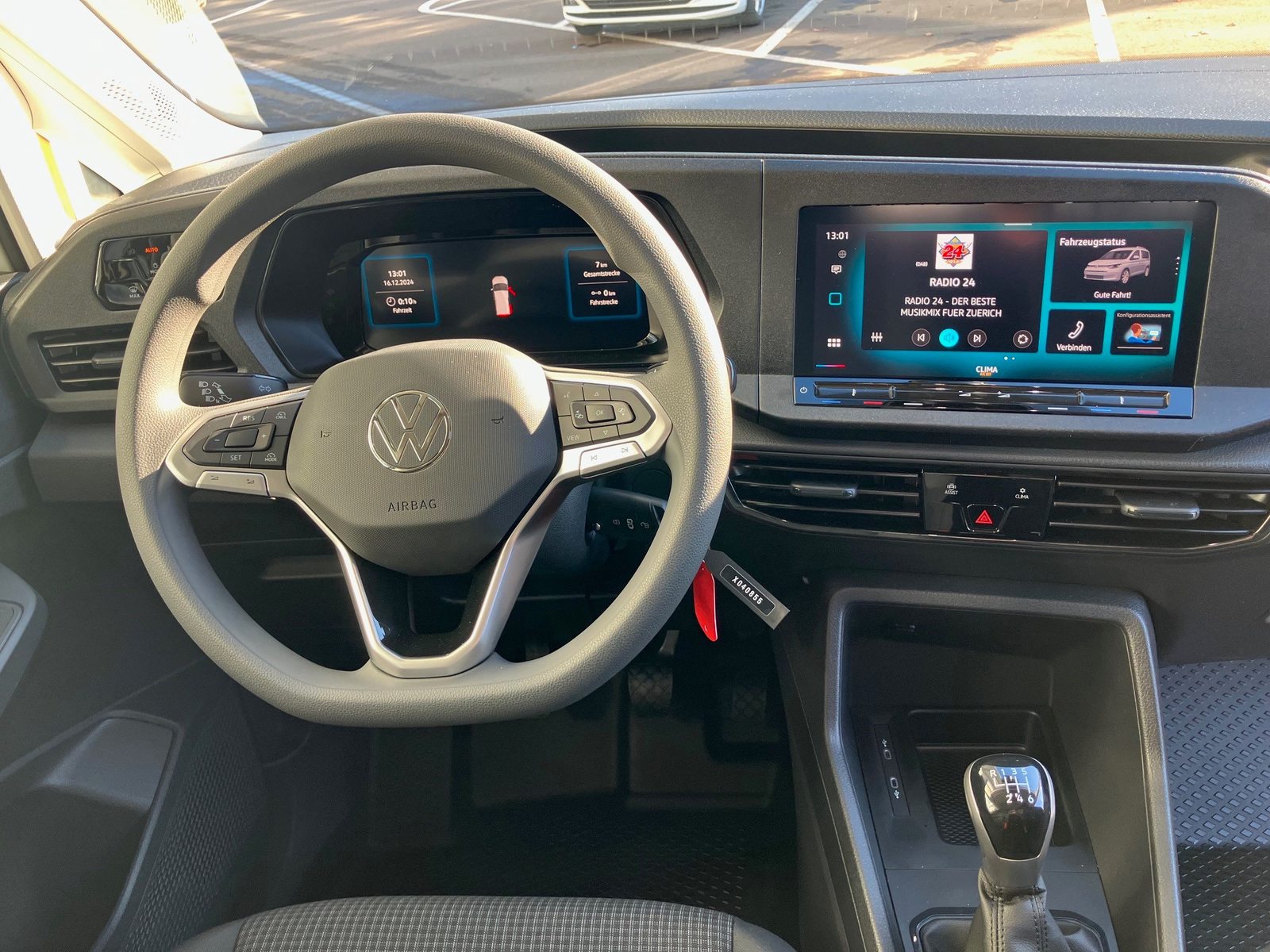 VW Caddy Cargo Entry, Petrol, Second hand / Used - 6