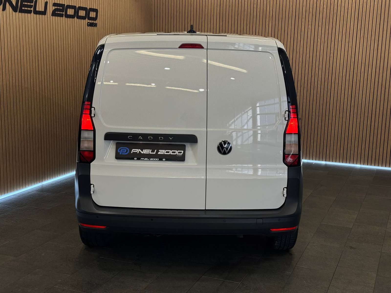 VW Caddy Cargo 1.5 TSI, Petrol, Second hand / Used, Manual - 5