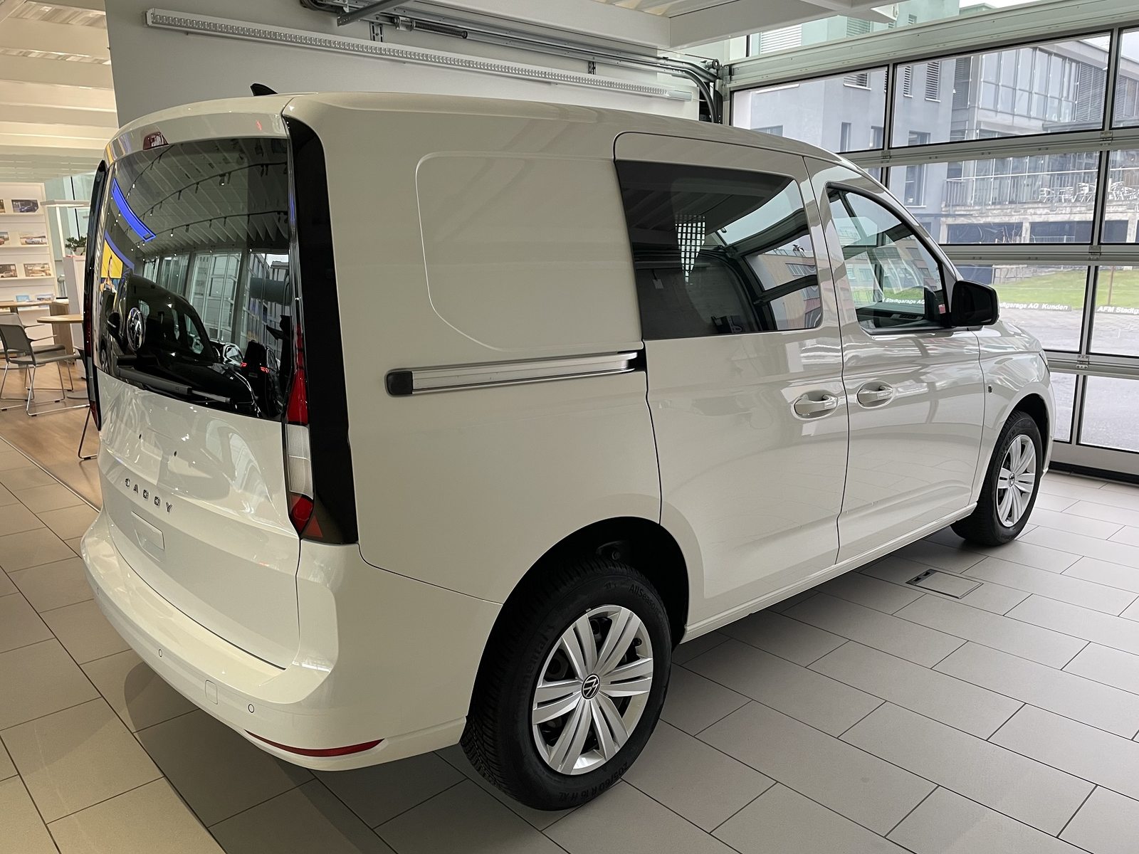 VW Caddy Cargo Entry, Benzina, Occasioni / Usate, Manuale - 2