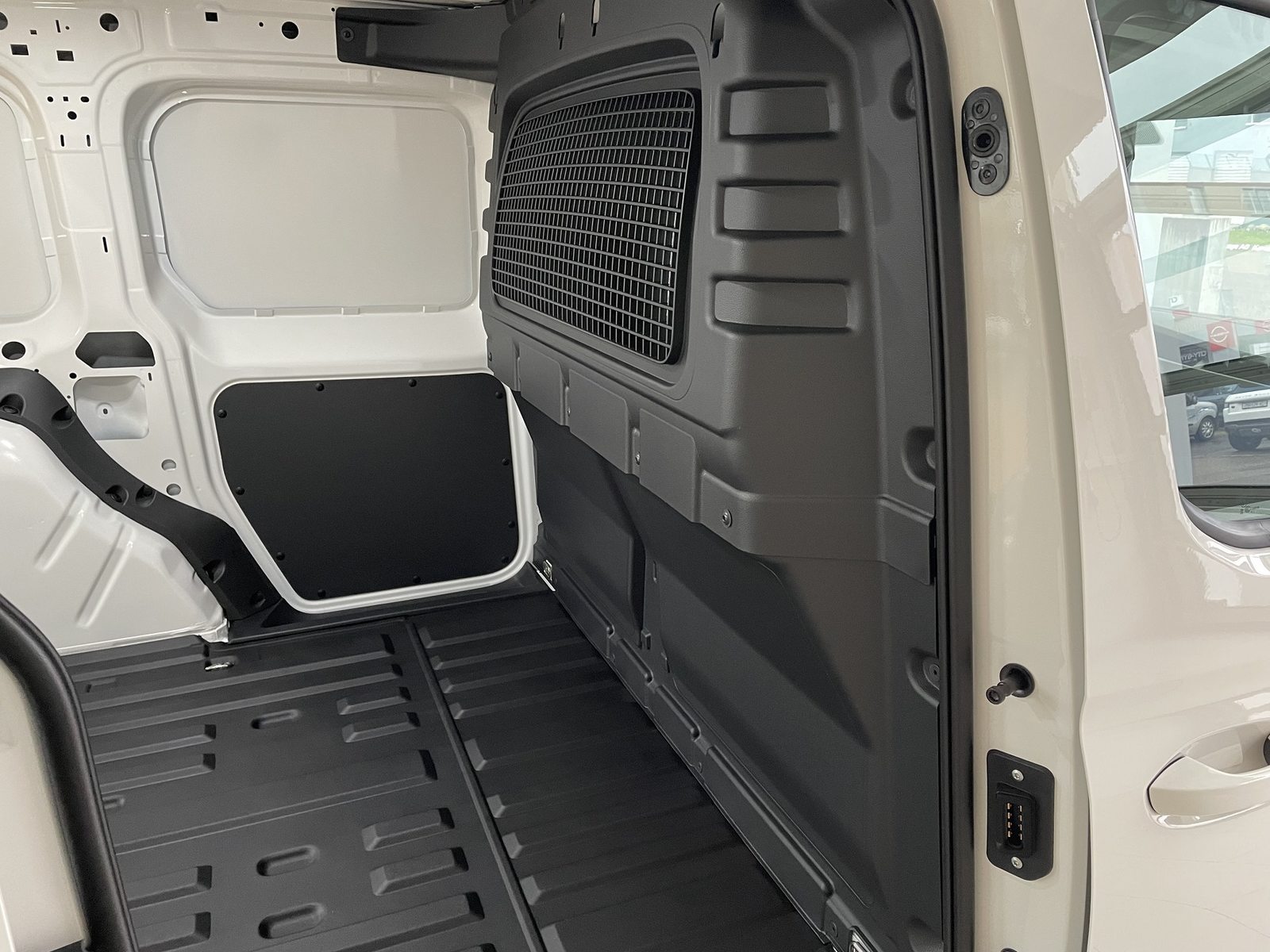 VW Caddy Cargo Entry, Benzina, Occasioni / Usate, Manuale - 5