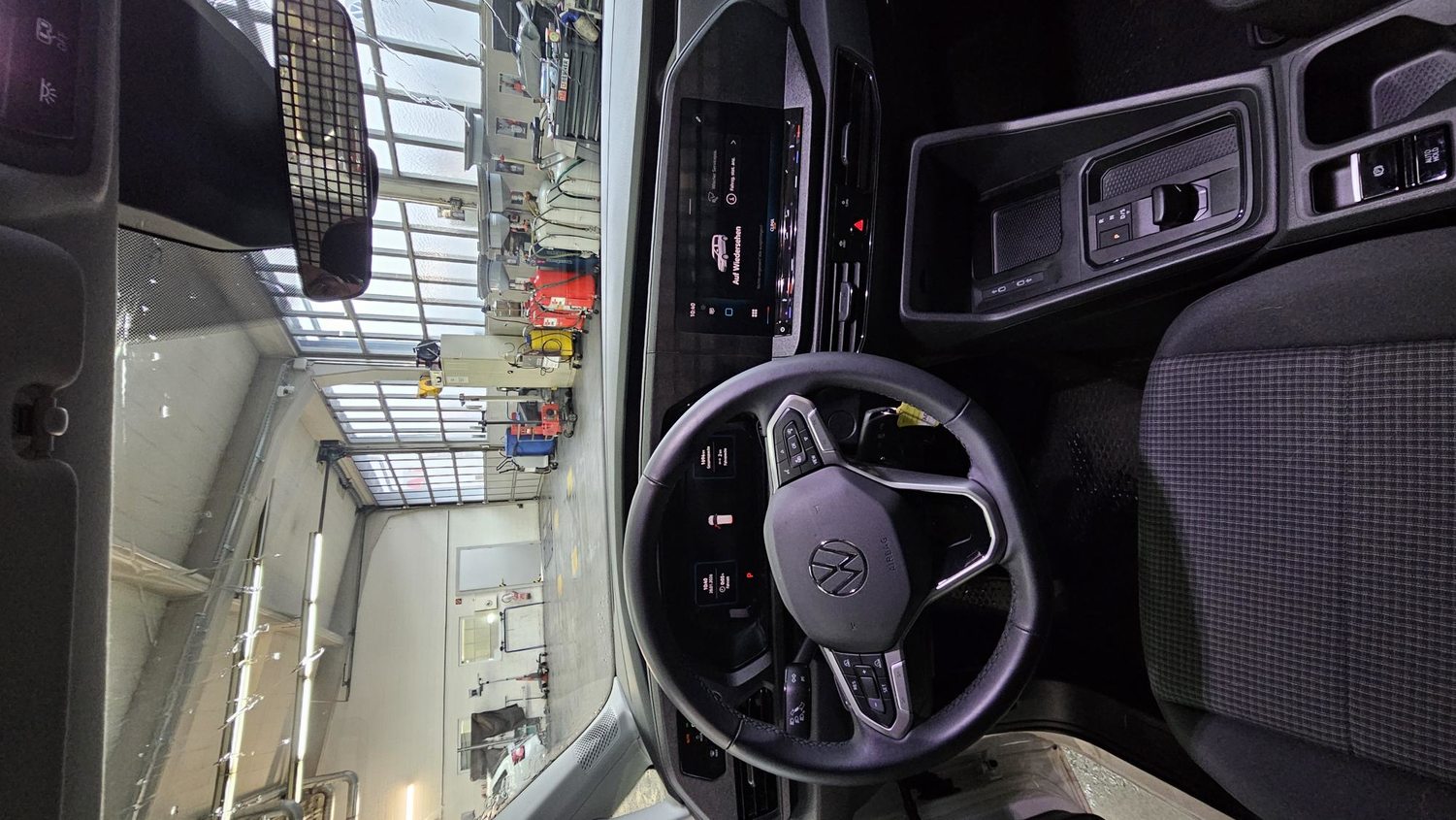 VW Caddy Cargo, Petrol, Second hand / Used, Automatic - 6