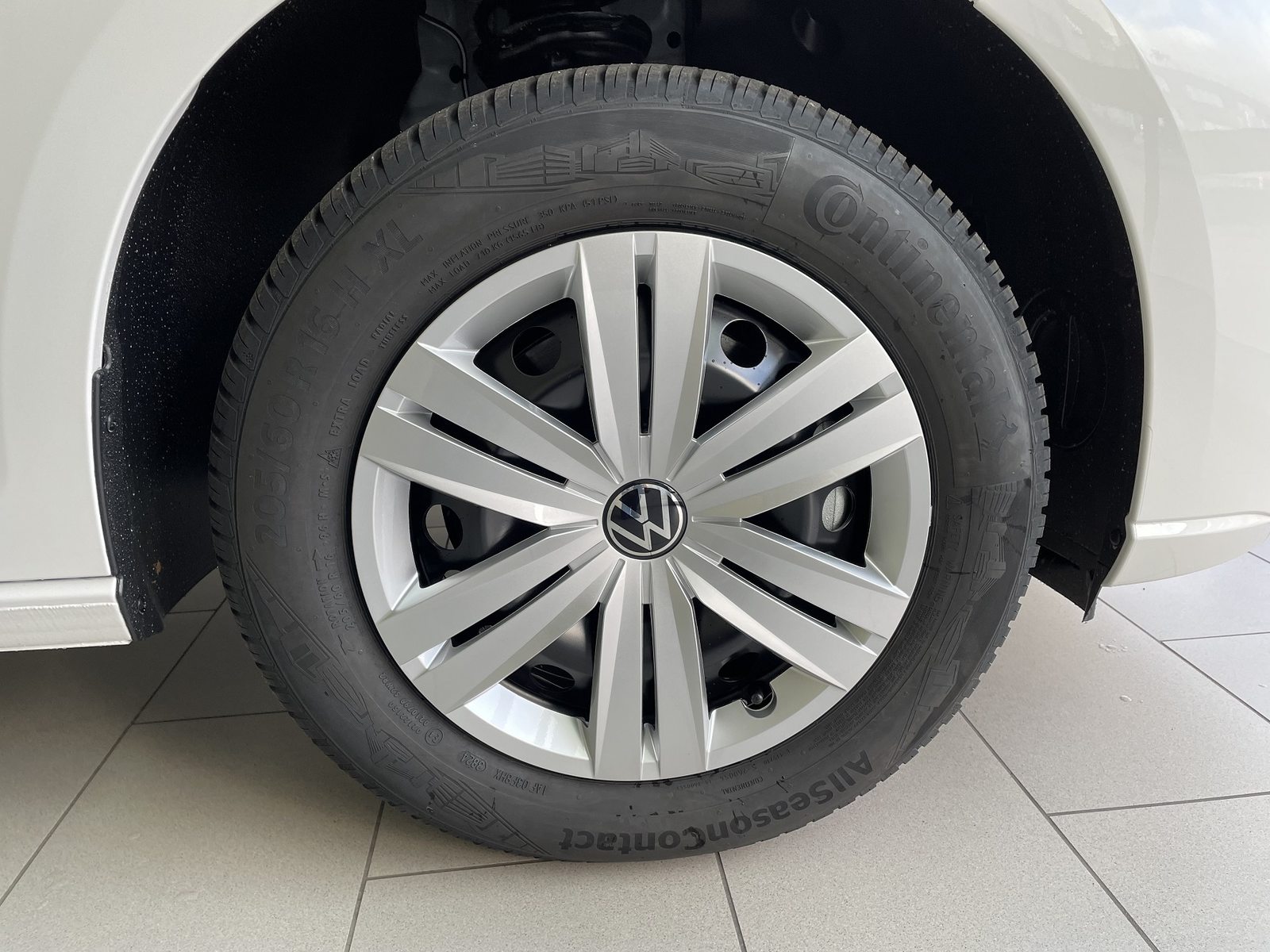VW Caddy Cargo Entry, Essence, Occasion / Utilisé, Manuelle - 4