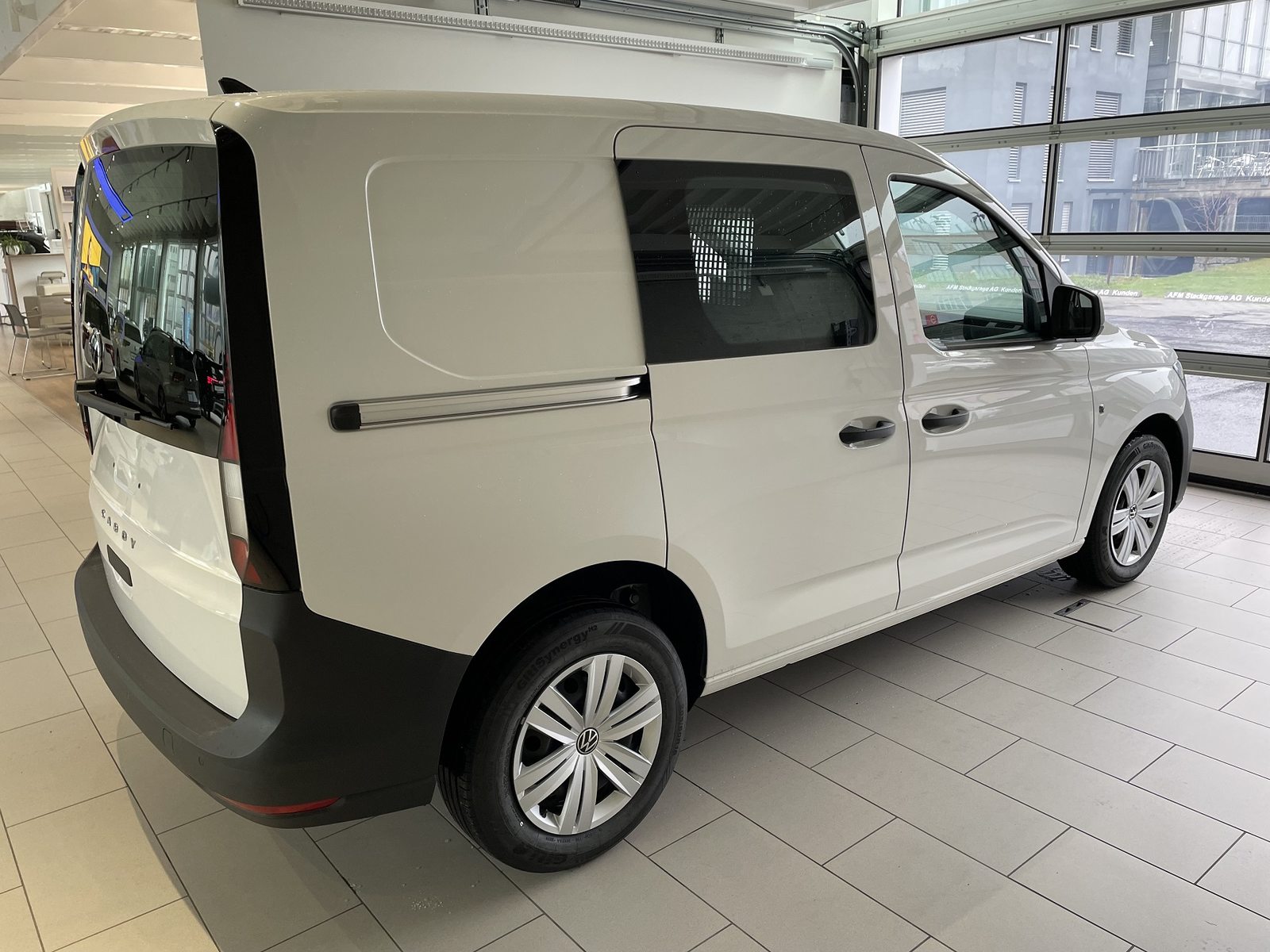 VW Caddy Cargo Entry, Petrol, Second hand / Used, Manual - 2