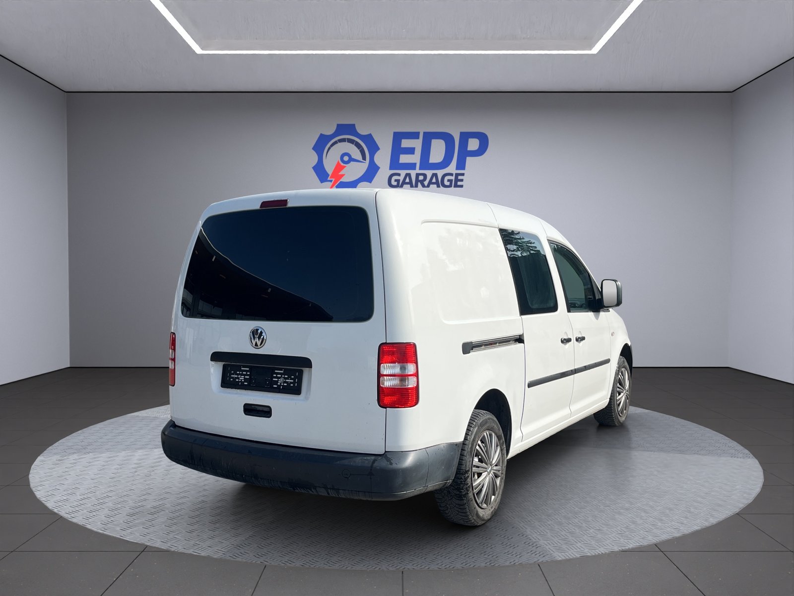 VW Caddy Maxi 1.6 TDI, Diesel, Second hand / Used, Manual - 6